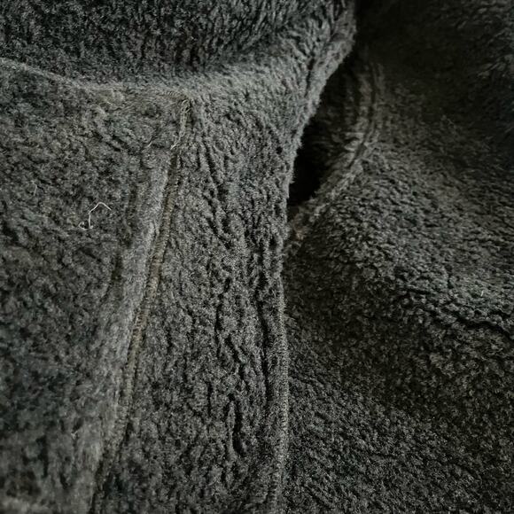 Revolve Unreal Fur Wet Look Aviator Biker Jacket Faux Leather/Fur Black L NWT - Picture 15 of 16